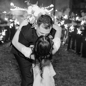 images/wedding-gallery/IMG_2395 2.jpg